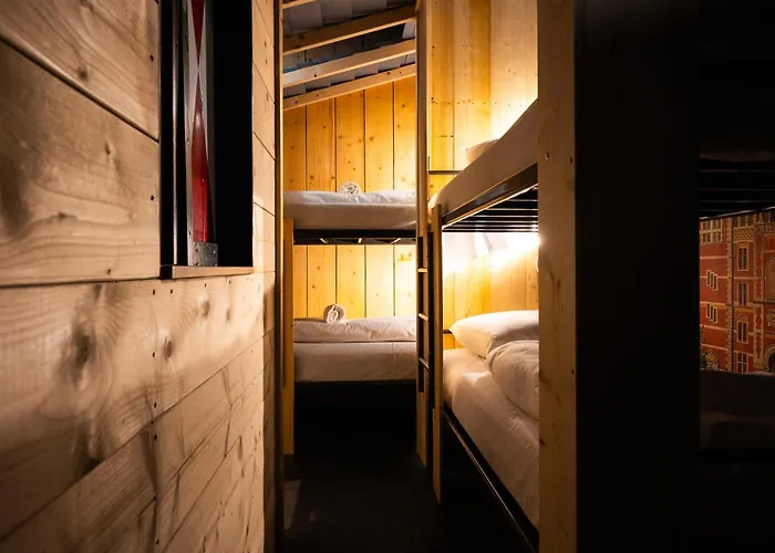 Amsterdam Teleport Hotel